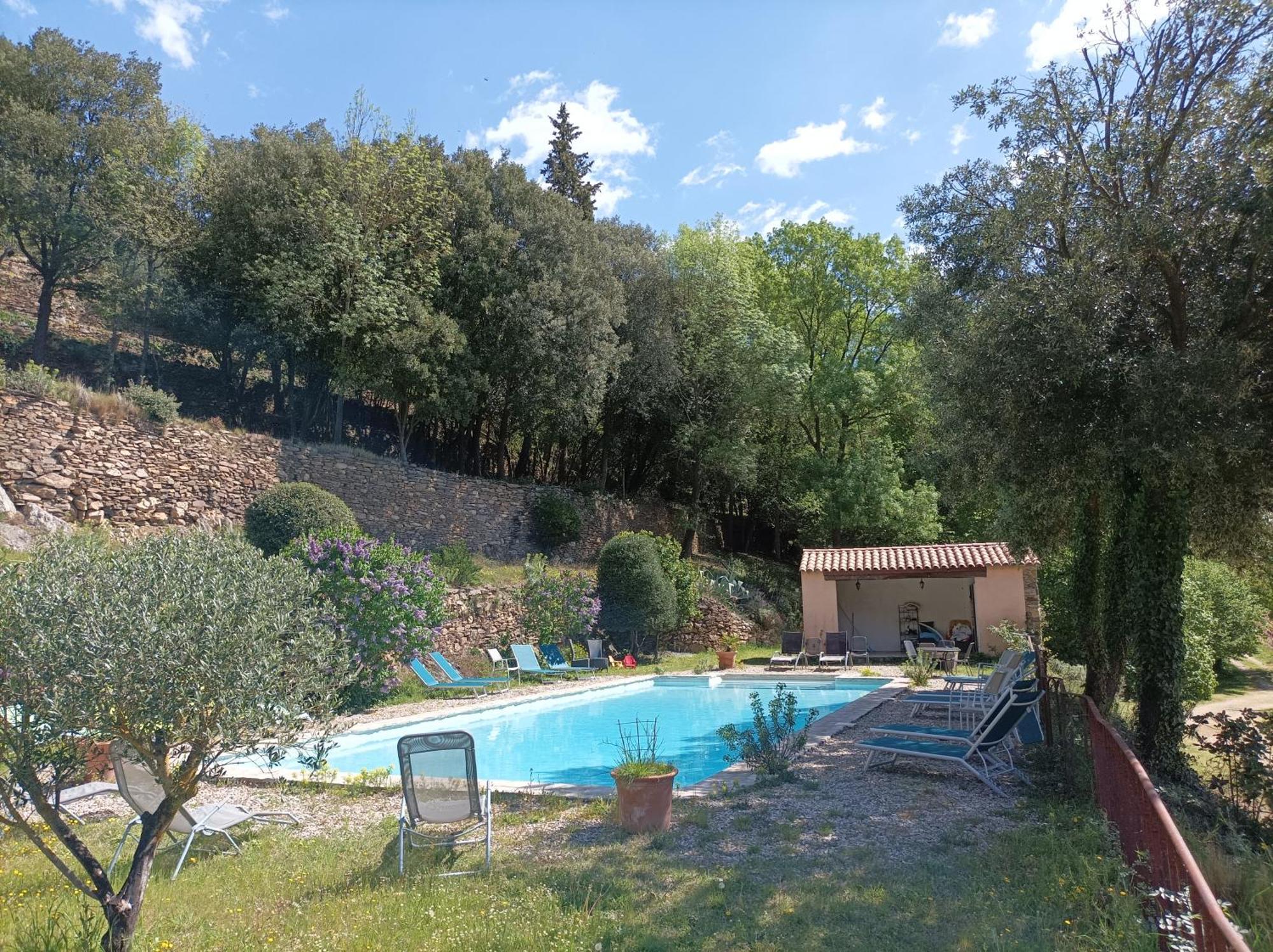 Chateau De Colombieres Sur Orb Bagian luar foto