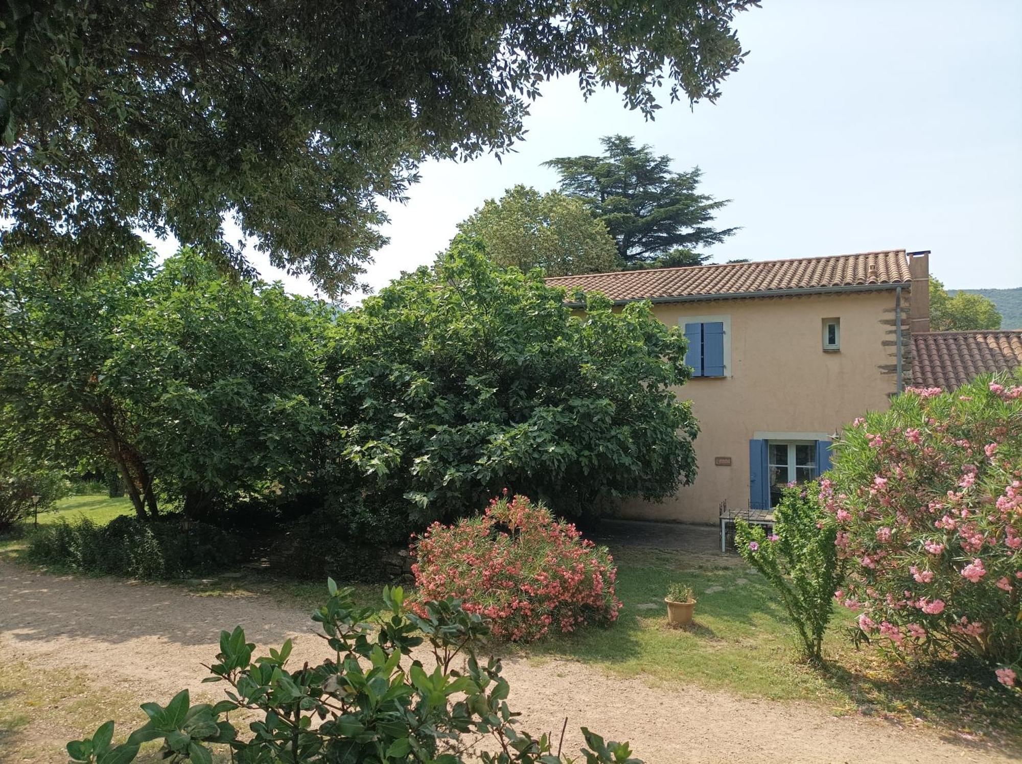 Chateau De Colombieres Sur Orb Bagian luar foto
